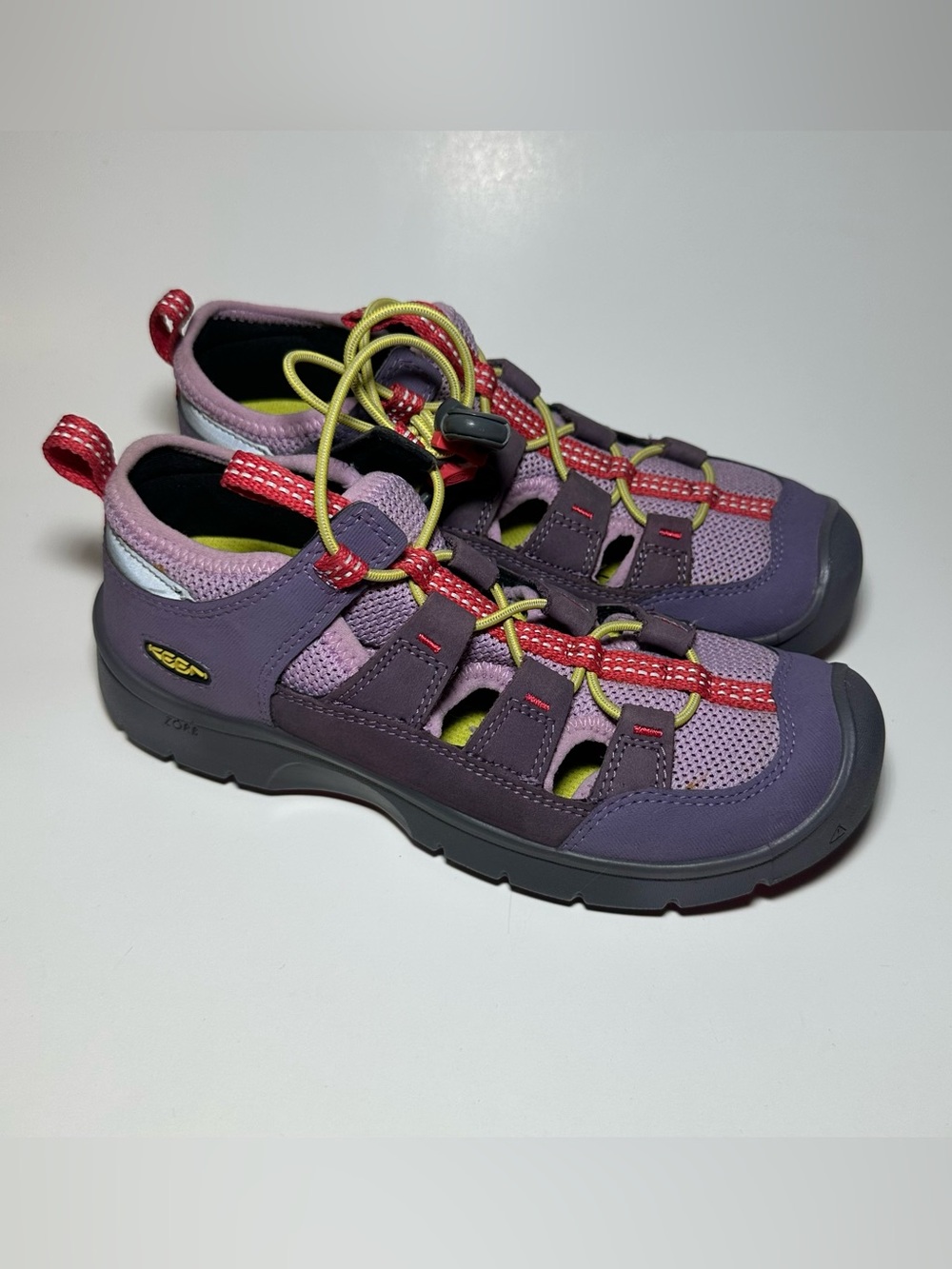 Keen Hikeport Vent Junior hiking shoes youth Size 2